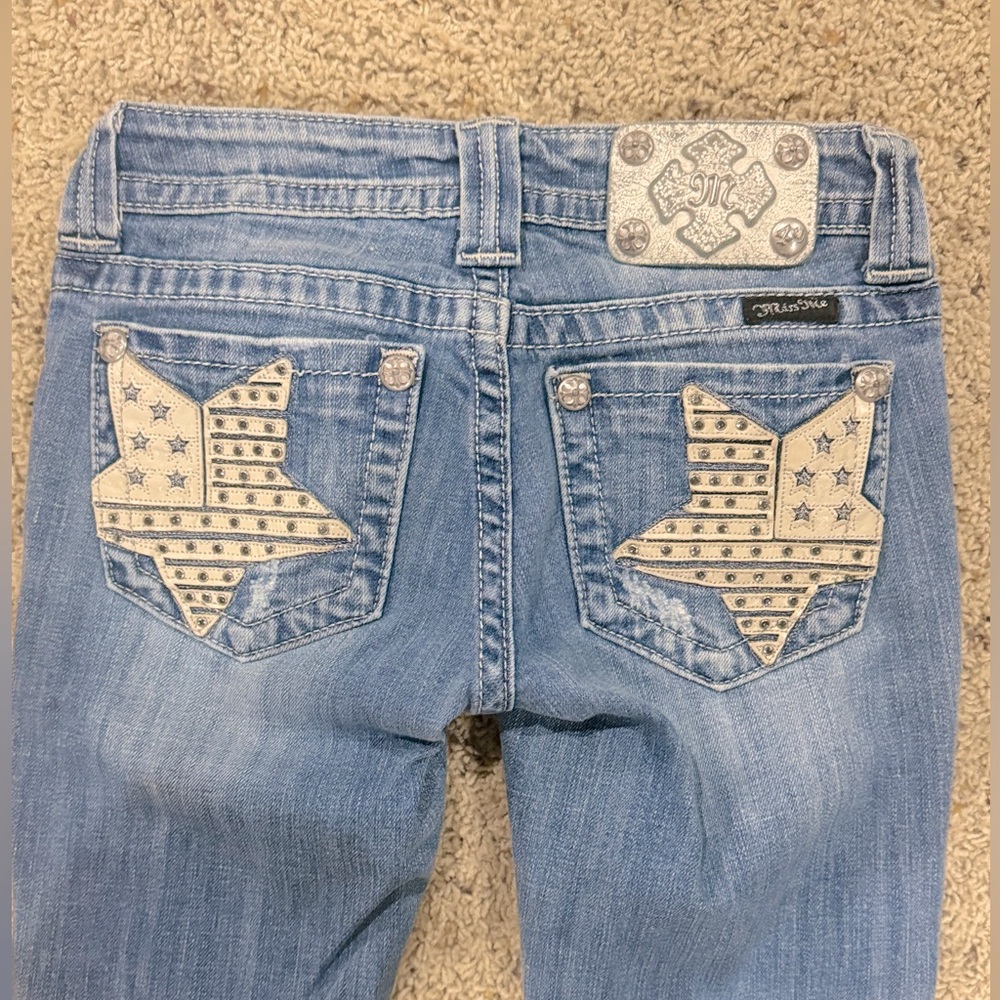 Miss Me Boot Cut Blue Jeans. US 25. EUC.